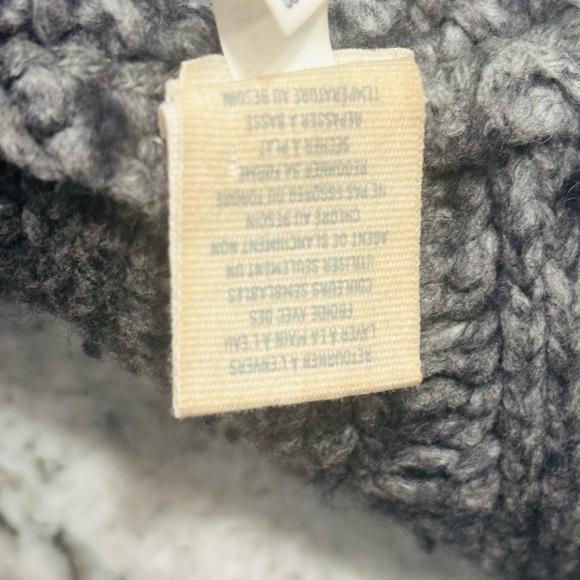 Aerie Chunky Knit Wool Blend Gray Poncho Women's XS-S Very Oversized - Picture 4 of 6